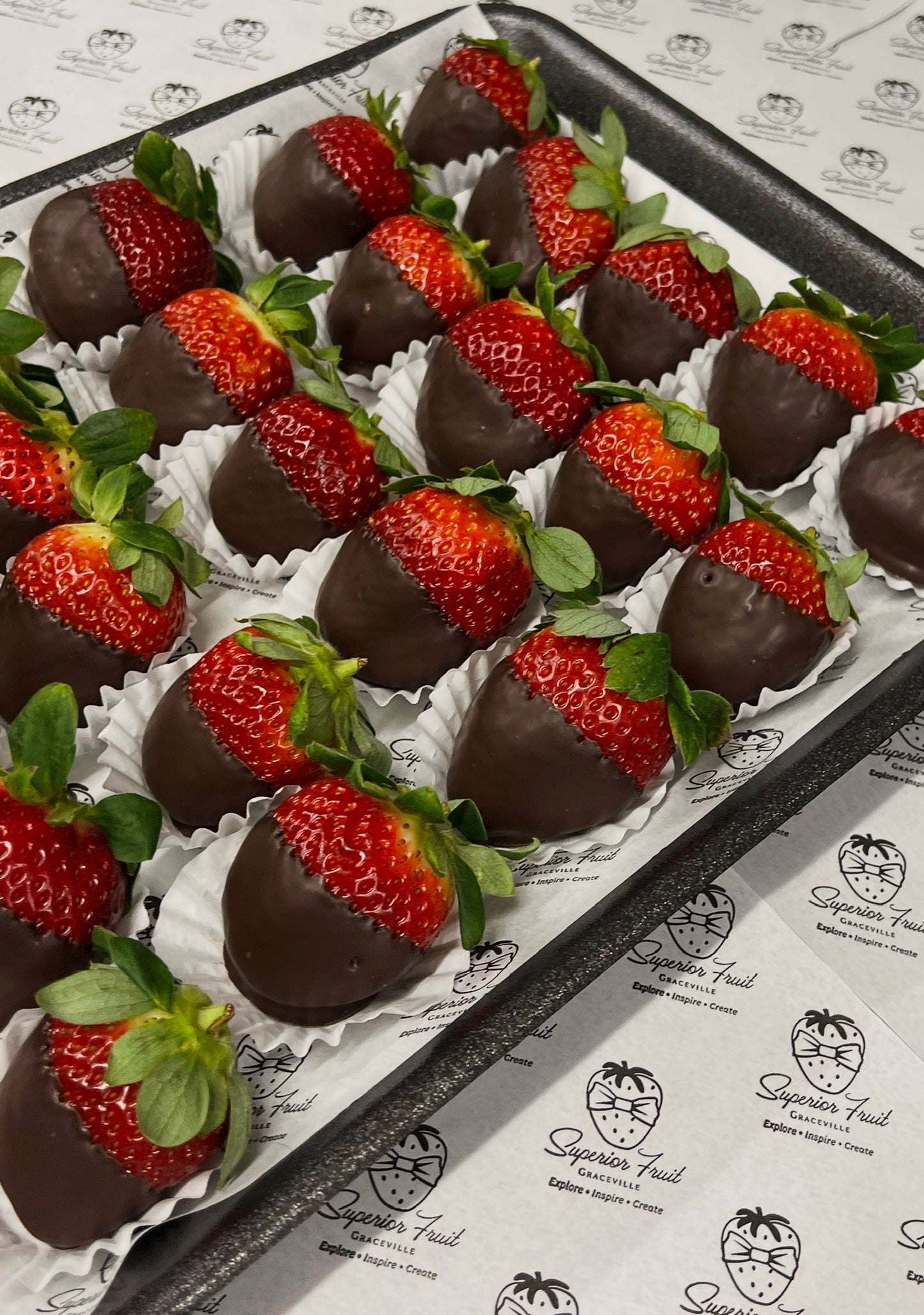 SEASONAL! Our Famous Choc Dipped Strawberry Platter π« π