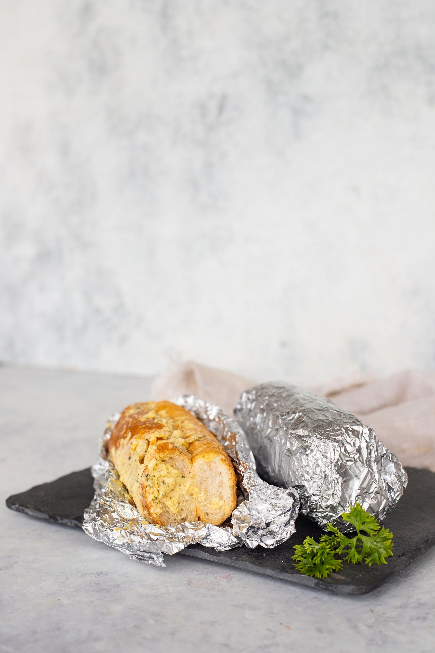 Garlic Bread Twin Bread (Vegetarian)
